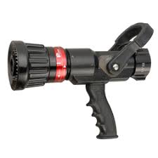 POK LANCE INCENDIE A MAIN